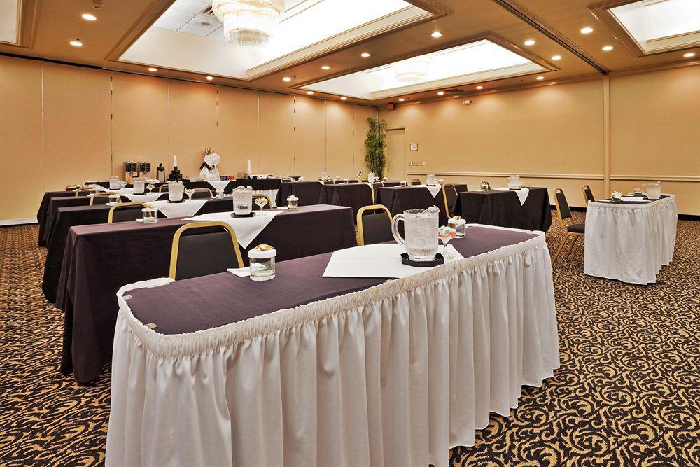 Doubletree By Hilton Winston Salem - University, Nc Hotel Facilities photo