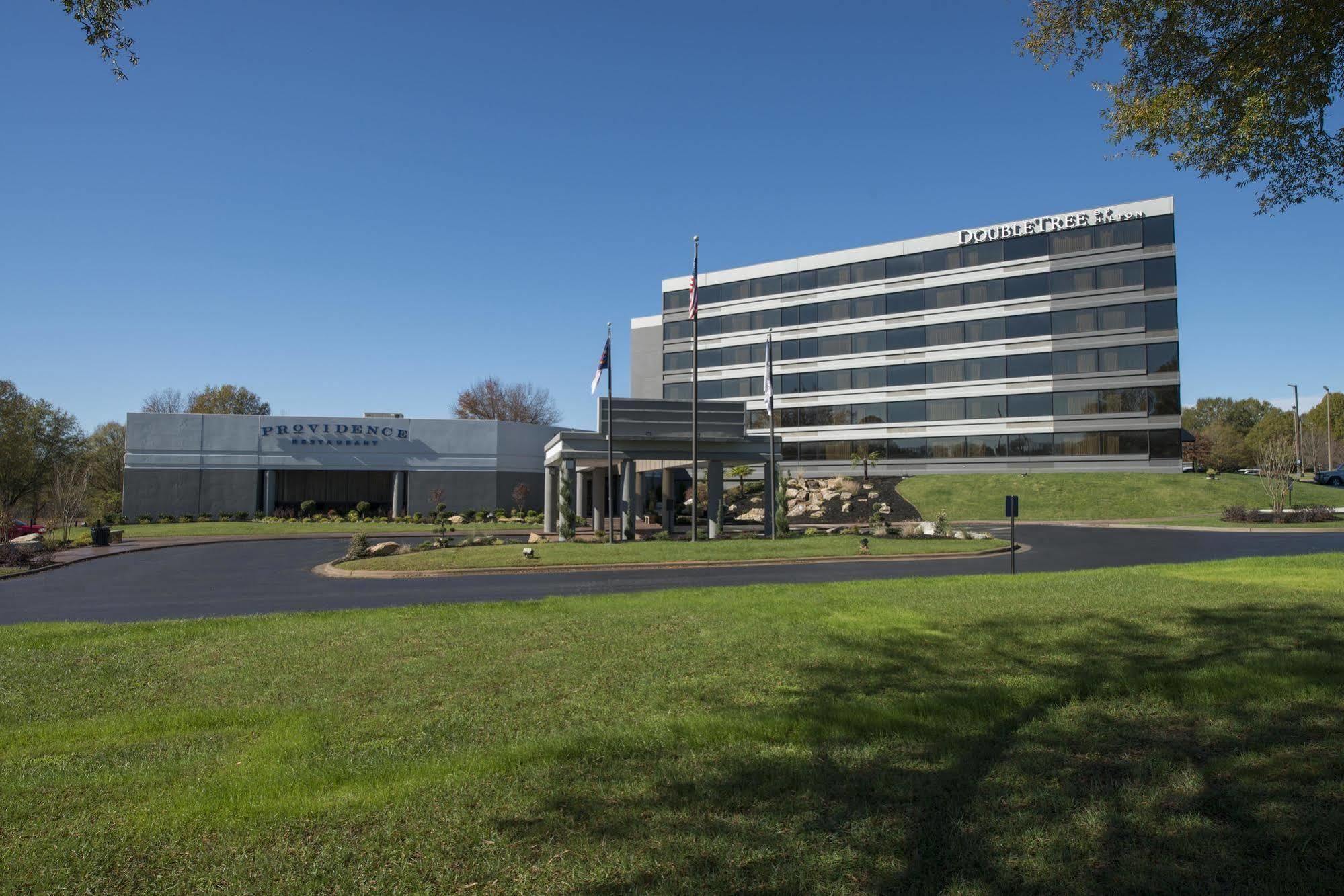 Doubletree By Hilton Winston Salem - University, Nc Hotel Exterior photo